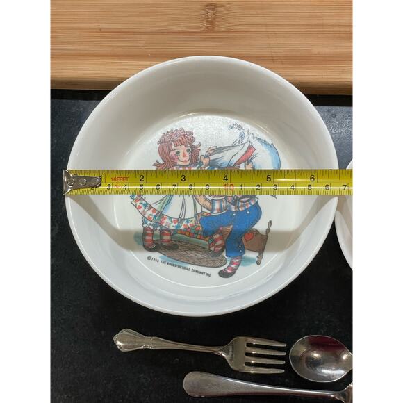 VTG  Raggedy Ann and Andy Bowl set with SS Utensils - Picture 2 of 14